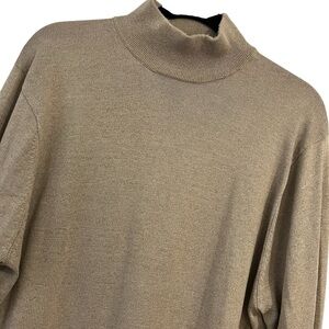 Jos a Bank men’s L lightweight 100% silk sweater brown tan mock neck old money